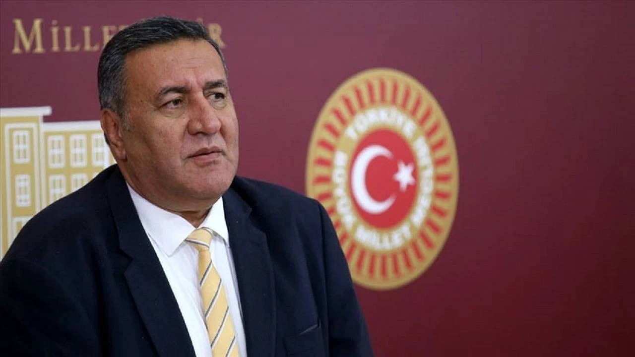 CHP'li Gürer'den Yeni Parti Açıklaması: Atatürk'ün Yolundan Sapmayacağım