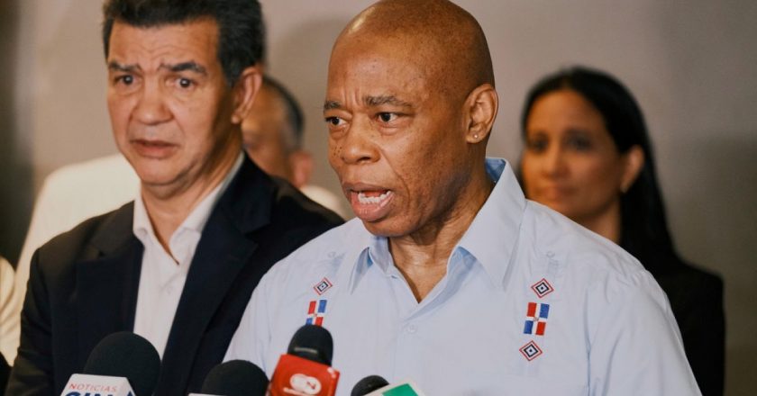 231 kişinin öldüğü Dominik Cumhuriyeti’nde New York Belediye Başkanı