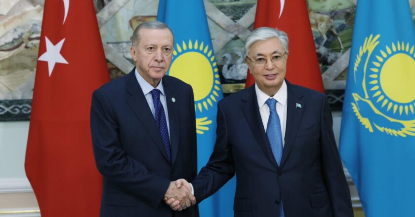 Cumhurbaşkanı Erdoğan, Kazakistan Cumhurbaşkanı Tokayev ile görüştü