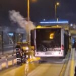 İstanbul’da metrobüs yangını – Son Dakika Haberleri
