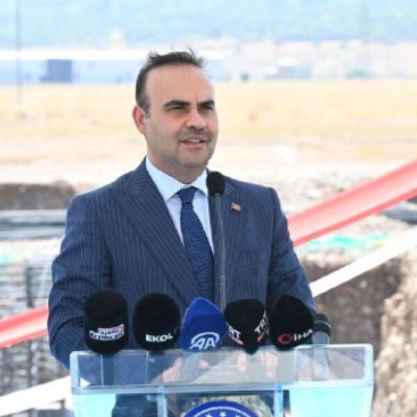 Ekonomimiz 19 çeyrektir büyümesini kesintisiz sürdürüyor