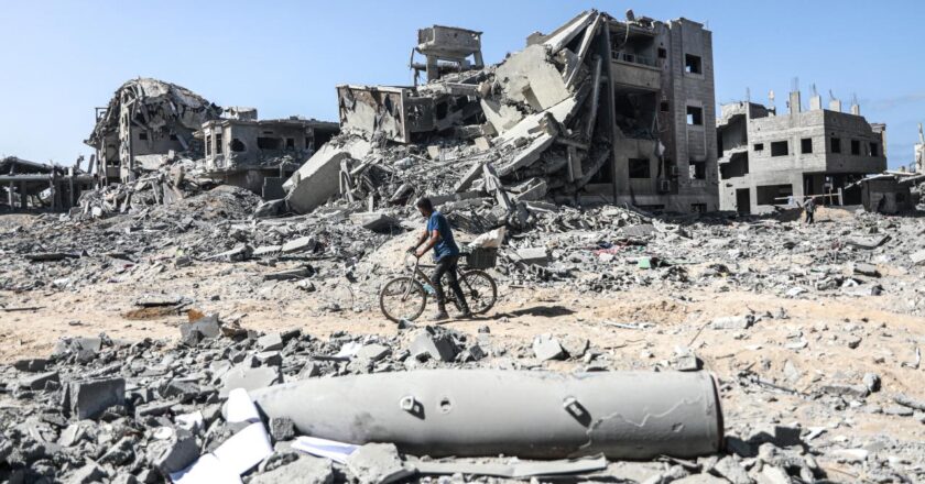 Gazze’deki hükümet patlamamış mühimmatlara karşı uyardı