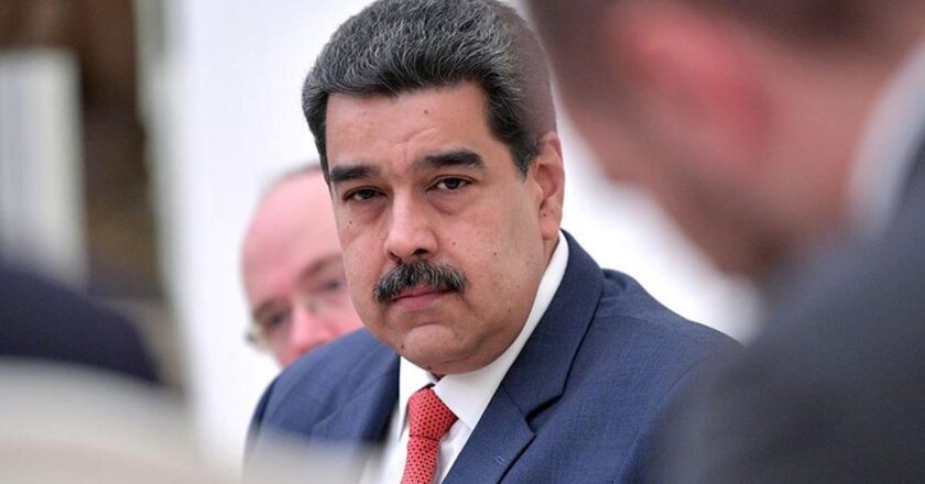 Savaş an meselesi! ABD, Venezuela lideri Maduro’yu ‘terörist’ ilan edip başına ödül koydu